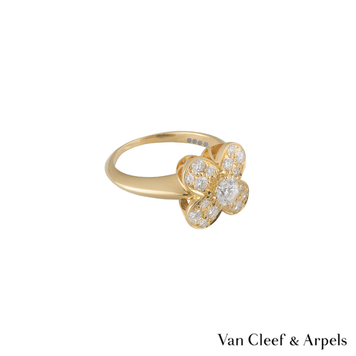 Van Cleef & Arpels?Yellow Gold Diamond Trefle Ring | Rich Diamonds